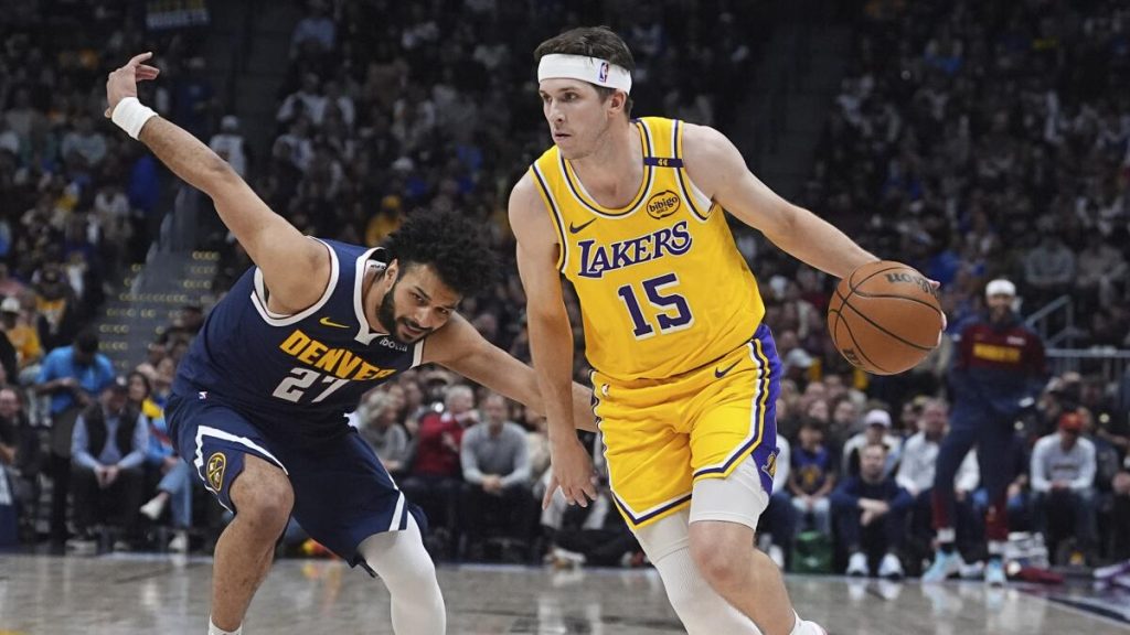 Lakers để thua sát nút trược Nuggets với tỷ số 126-131